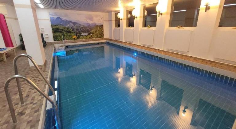 Holiday apartment with pool — photo 4