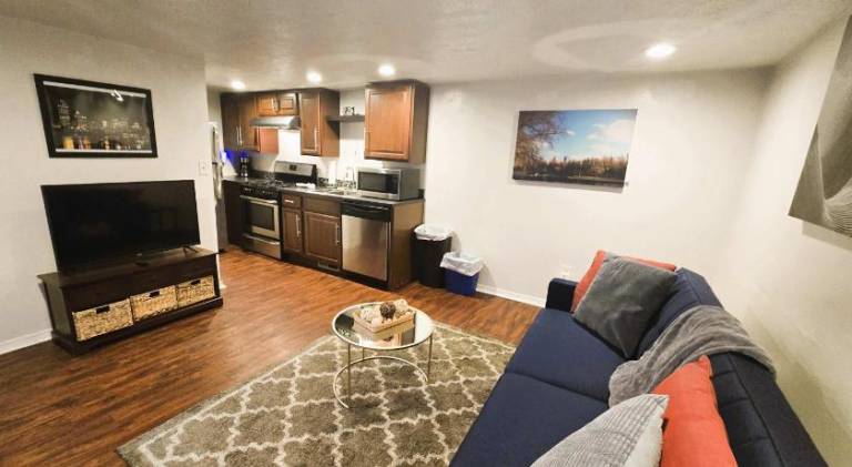 Apartment | Suitable for remote work in Pittsburgh, PA