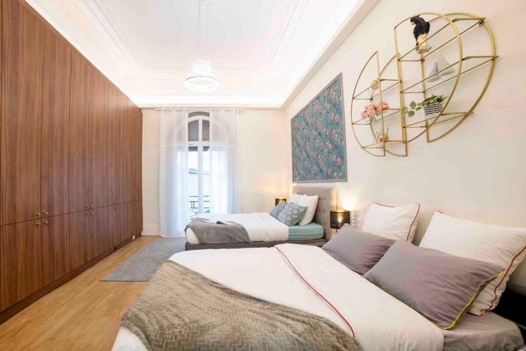 House | Next to Arc de Triomphe — photo 2