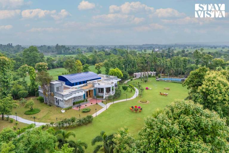 Villa  Damdama Lake
