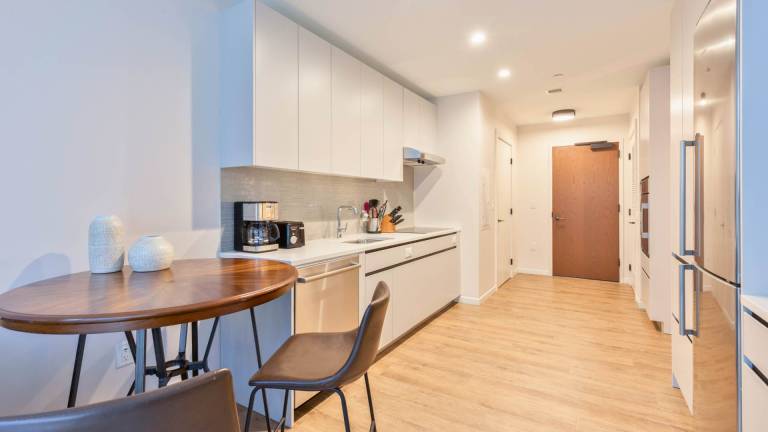 Child-friendly apartment with pool | Suitable for remote work | Pets allowed — photo 3