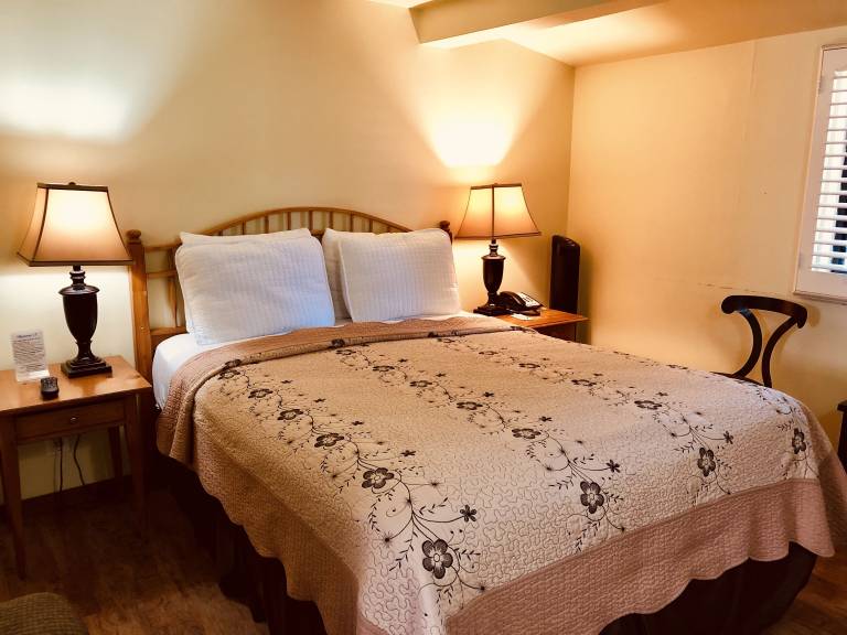 Cabin Carmel-by-the-Sea