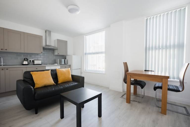 Apartment  Hull