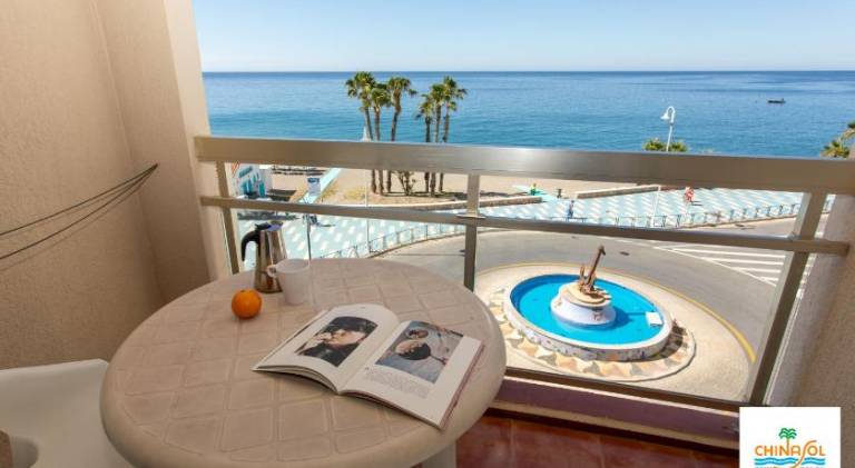Rental apartment with pool & terrace | Next to the beach | Pets are welcome — photo 3