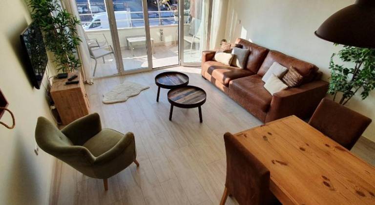 Fully equipped holiday apartment with terrace, private pool & yard | Pets allowed in L'Alfas del Pi