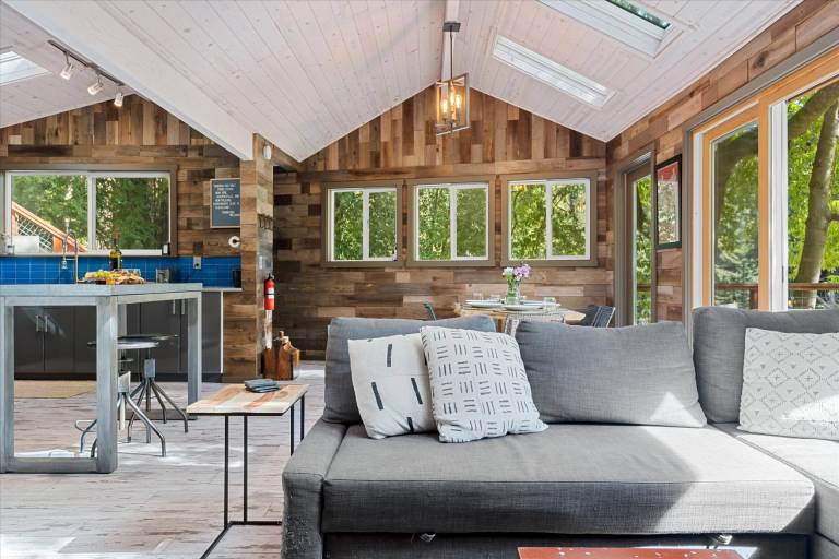 House Guerneville