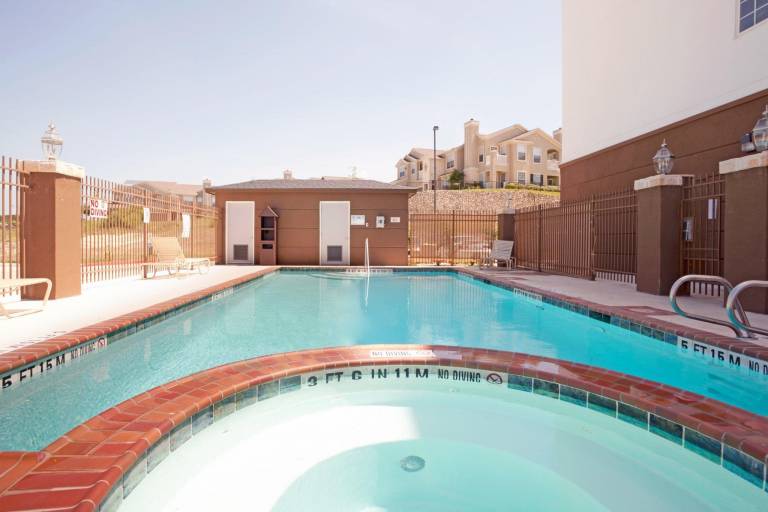 Extended Stay America Suites San Antonio North