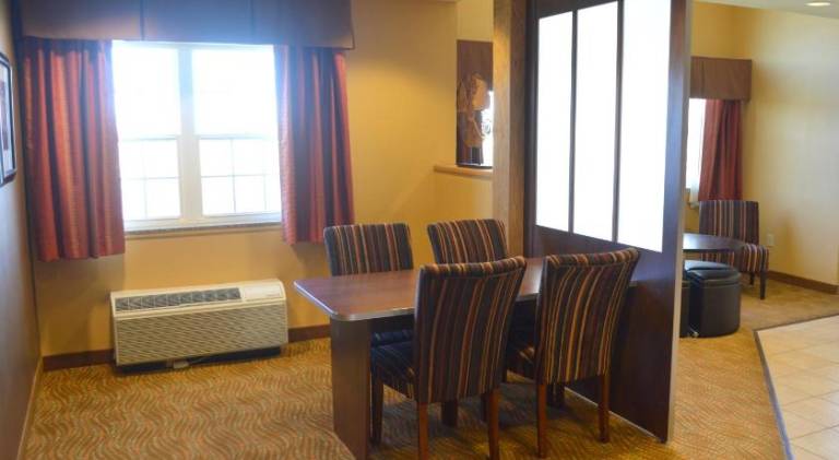 Microtel Inn & Suites by Wyndham Rawlins — photo 4