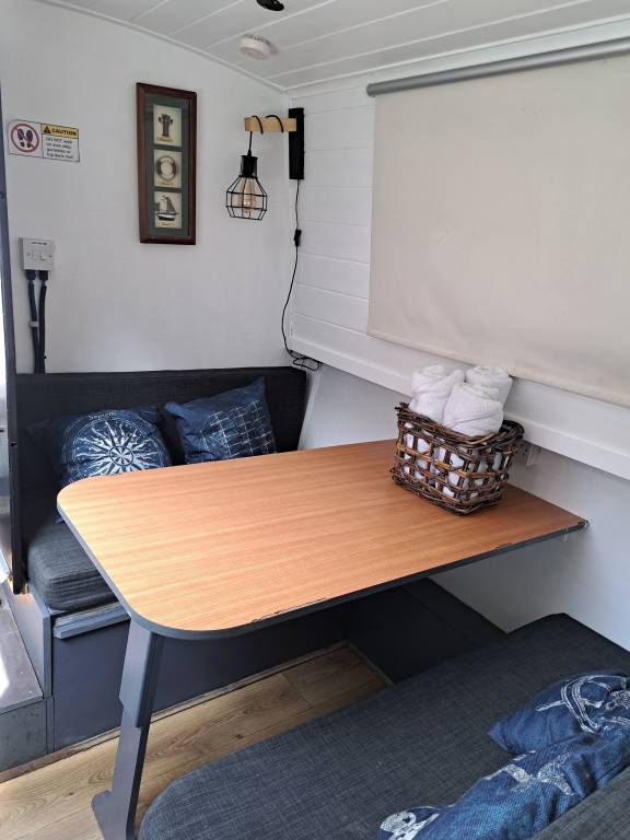 Houseboat Chelmsford