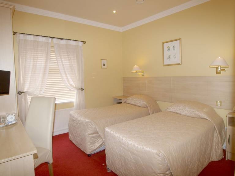 Accommodation  Cloonbrackna
