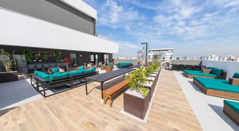 Serviced apartment with terrace, yard & hot tub | Suitable for remote work — photo 3