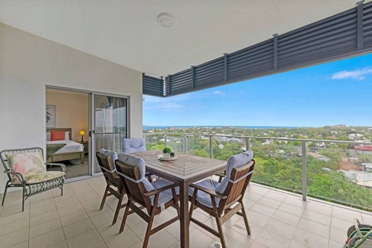 Zen Coastline pool balcony dining seaview