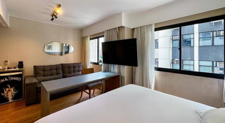 Rental apartment with pool — photo 2