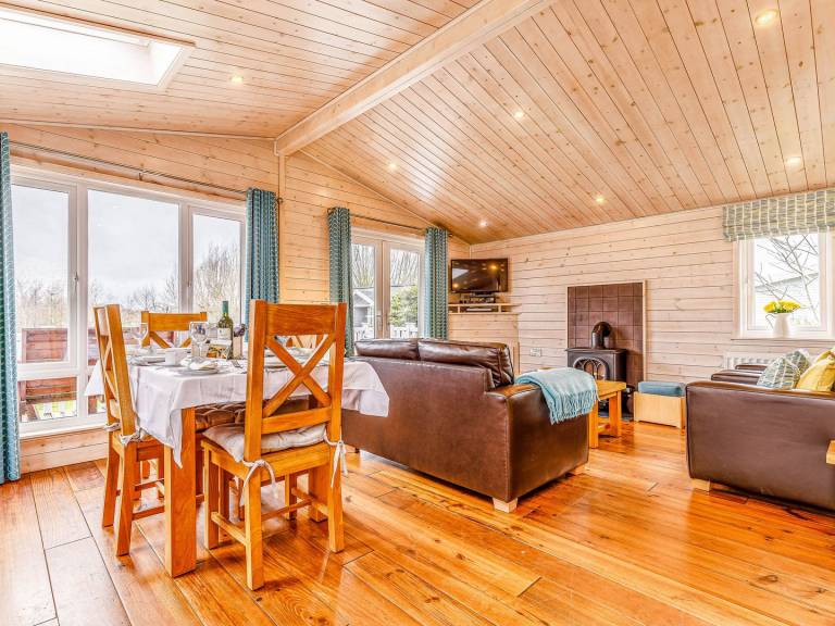 Walnut Lodge