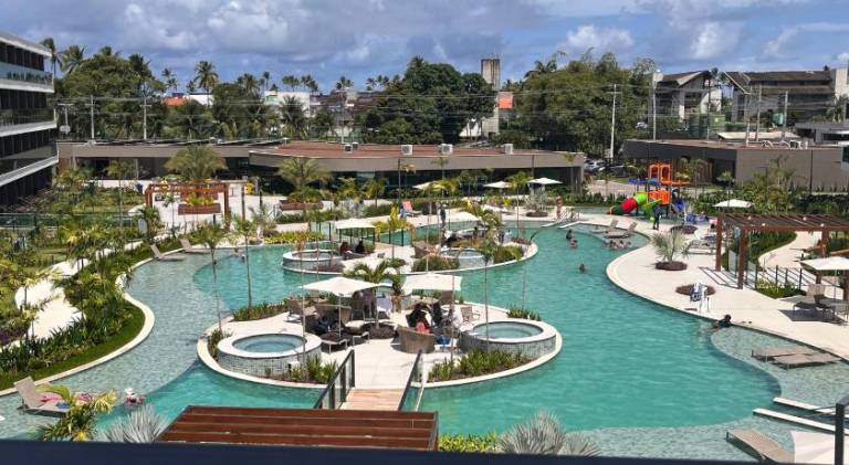 Holiday apartment with pool & jacuzzi | Beach nearby | Pet-friendly in Ipojuca