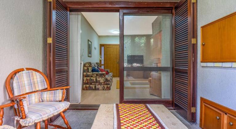 Apartment with 2 rooms for 6 persons — photo 2