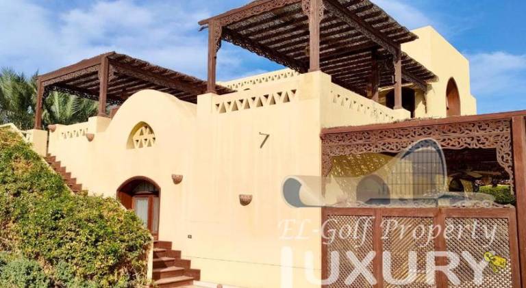 Villa with pool | Next to the beach | Pets allowed — photo 3