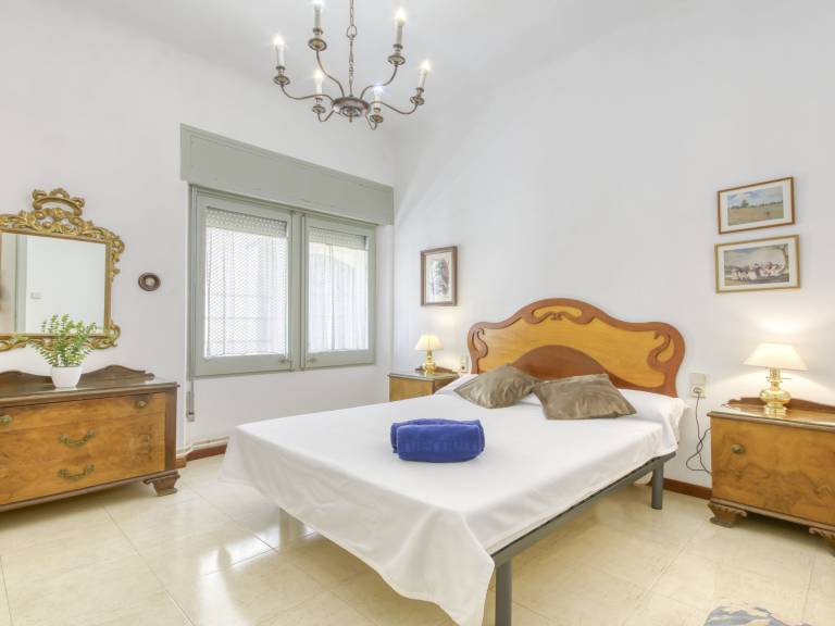 Fully equipped rental apartment with garden & patio | Suitable for remote work | Pet-friendly — photo 4