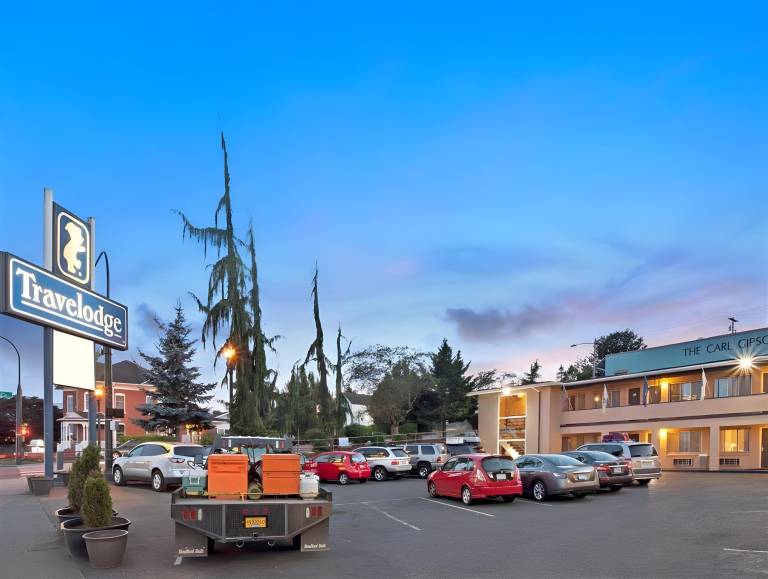 Travelodge by Wyndham Everett City Center in Everett, WA