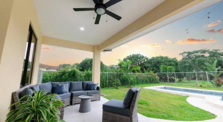 Beautiful villa with pool | Beach nearby | Good for workation | Pets are welcome — photo 3
