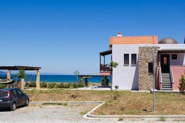 Fully equipped lovely vacation home with barbeque, terrace & garden | Pets allowed in Aristotelis