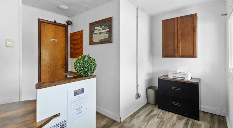 Workforce Suites — photo 4