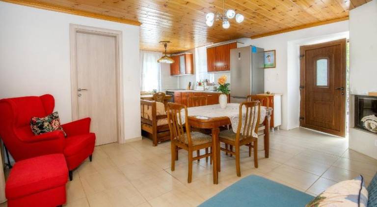 Beautiful apartment with patio, BBQ & yard | Good for workation | Pets allowed in Thasos