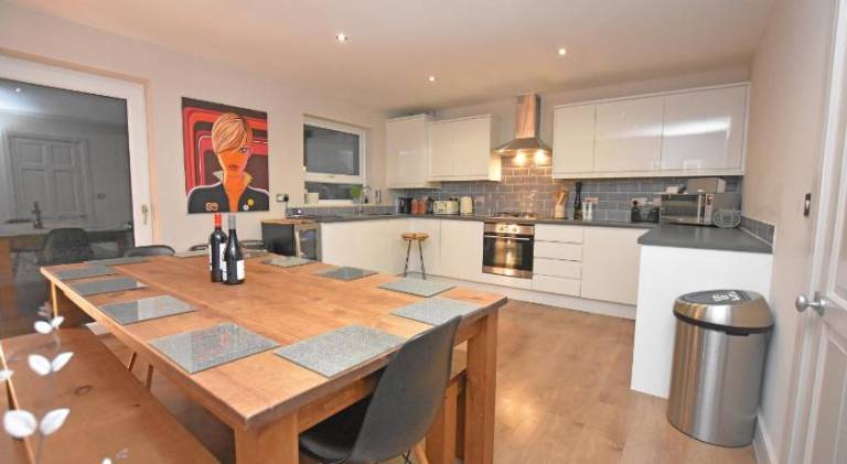 House with 4 rooms for 12 persons in Bath