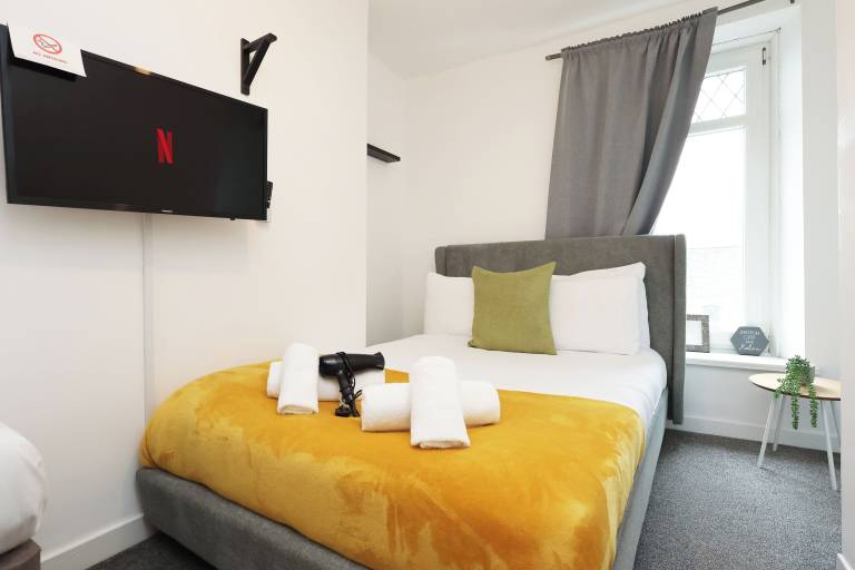 Apartment Swansea