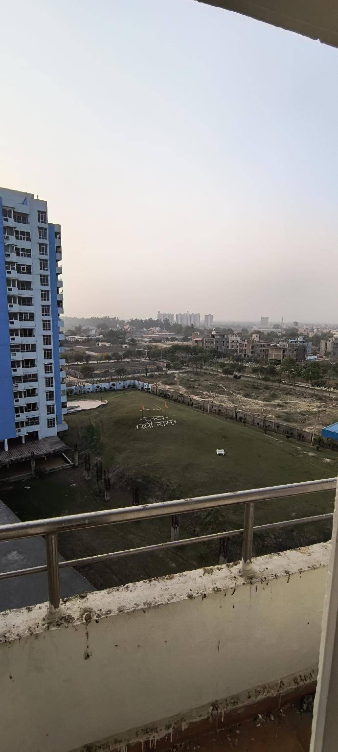Holiday apartment with yard — photo 5