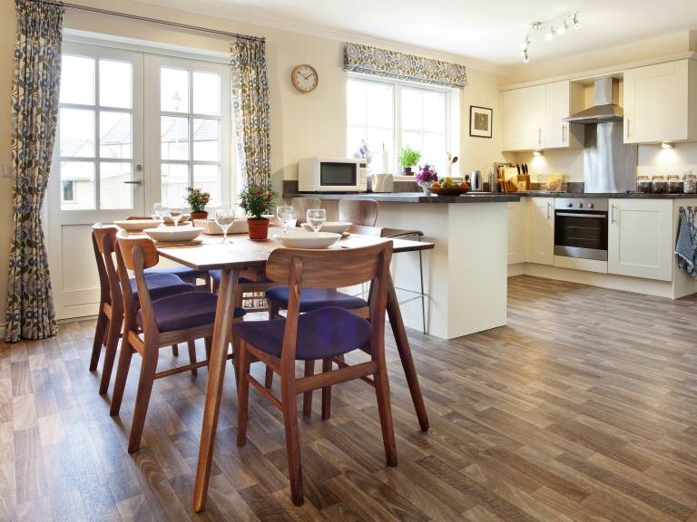 Cottage with barbecue, yard & terrace | River view — photo 3