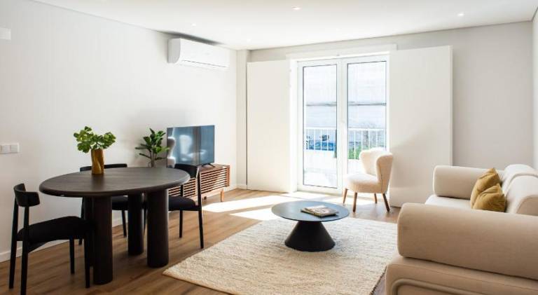 Pleasant rental apartment with patio | Pet-friendly in Lisbon
