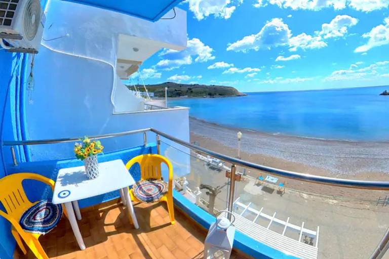 Apartament Charaki