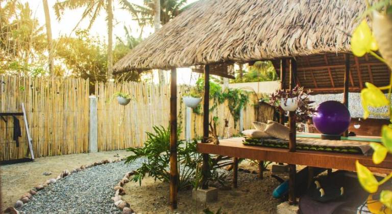 Duon Baler - Seconds from Sabang beach, your peaceful escape — photo 4
