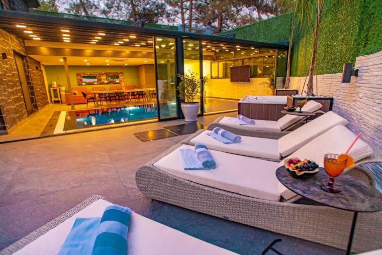 Villa with pool & sauna — photo 3