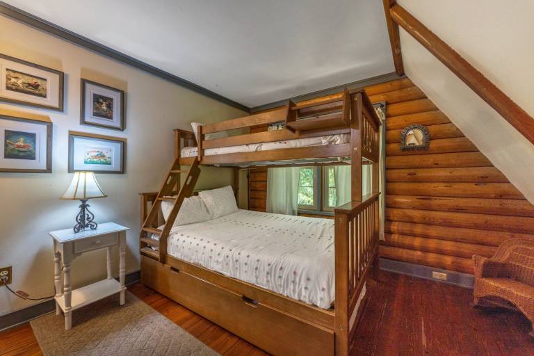 Cabin with private pool & terrace — photo 3