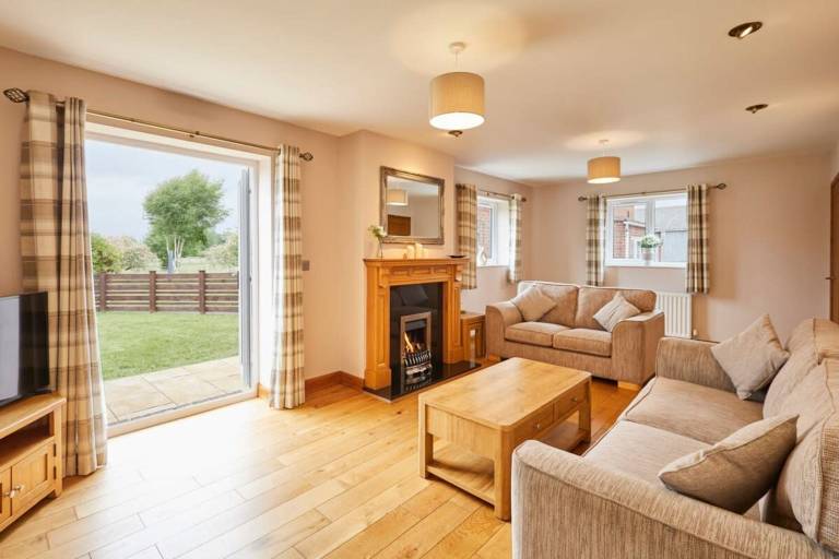 Studio flat Pickering