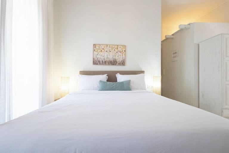 Accommodation Limeni