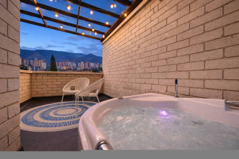 Poblado de Alejandr&iacute;a 1201