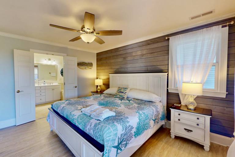 Family-oriented lovely vacation home with pool & grill | City view | Next to the beach | Pet-friendly — photo 4