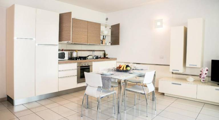 Family-friendly pleasant apartment with terrace & pool | Close to the beach | Pets allowed — photo 3