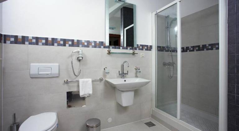 Rental apartment with terrace & yard | Suitable for remote work — photo 2