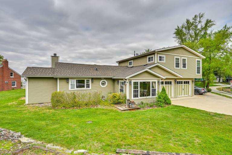 Scenic Views: Spacious Webster Lake House! — photo 2