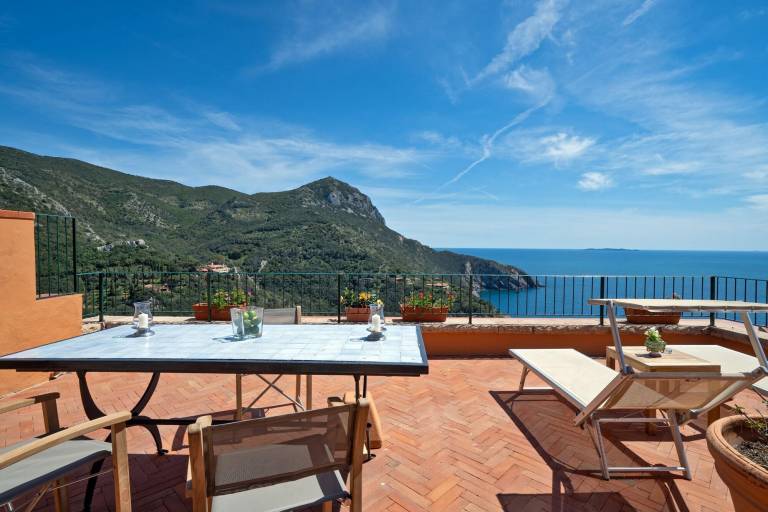 Boutique Hotel Torre Di Cala Piccola — photo 4