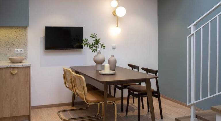 Serviced apartment with terrace — photo 5