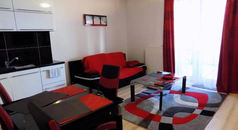 Apartament Studzieniczna