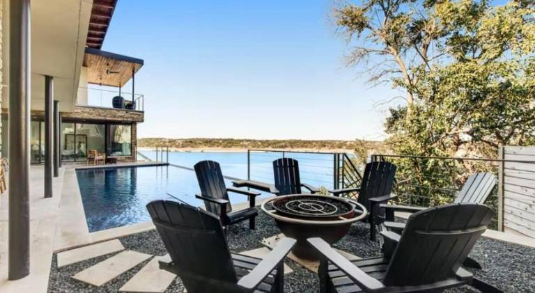 418 m&sup2; Ferienhaus