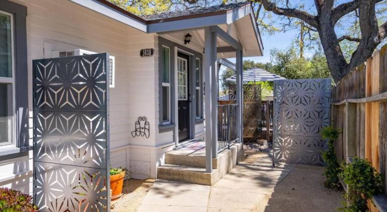 House with 2 rooms for 4 persons — photo 4