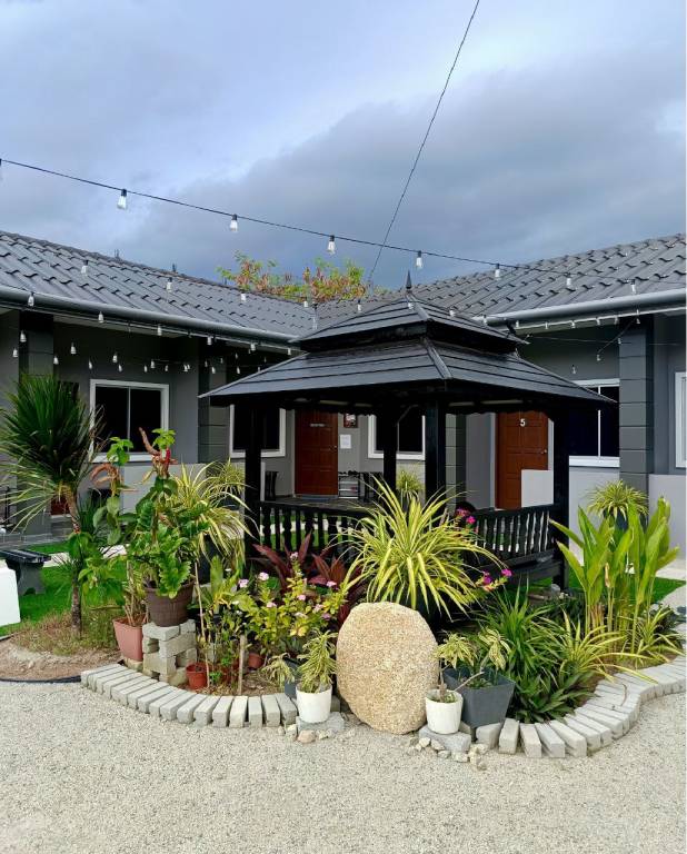 304 m&sup2; Chalet