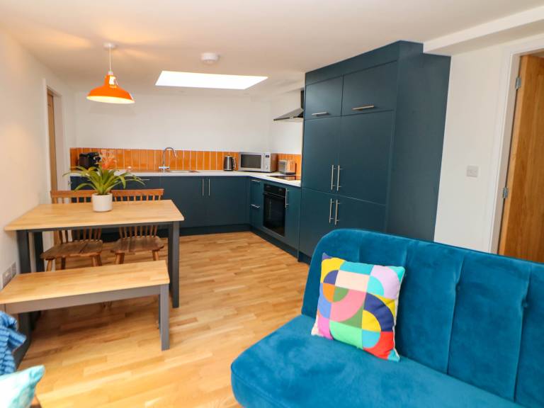 Cottage with 2 rooms for 4 persons — photo 3